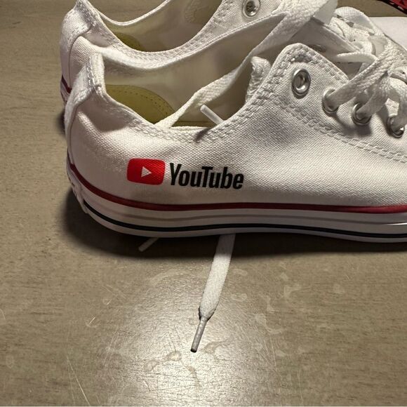 Converse Chuck Taylor All Star Low White Canvas Sneakers YouTube Logo 9.5 - Picture 10 of 15